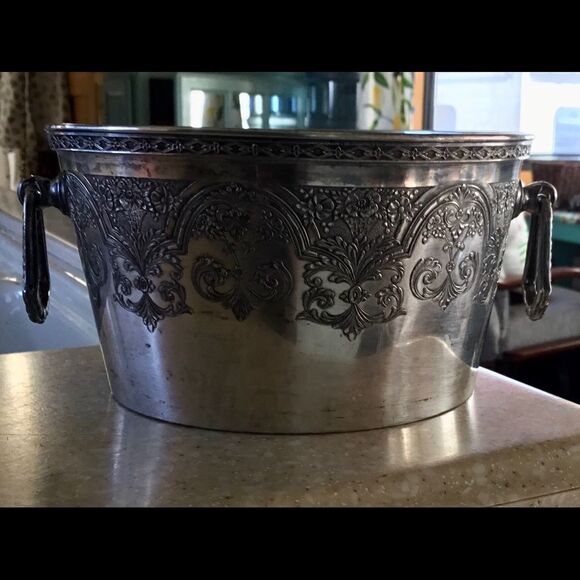 Wilcox SP Antique Champagne Bucket with Insert Ornate Detailing  Vintage Barware - Picture 2 of 7